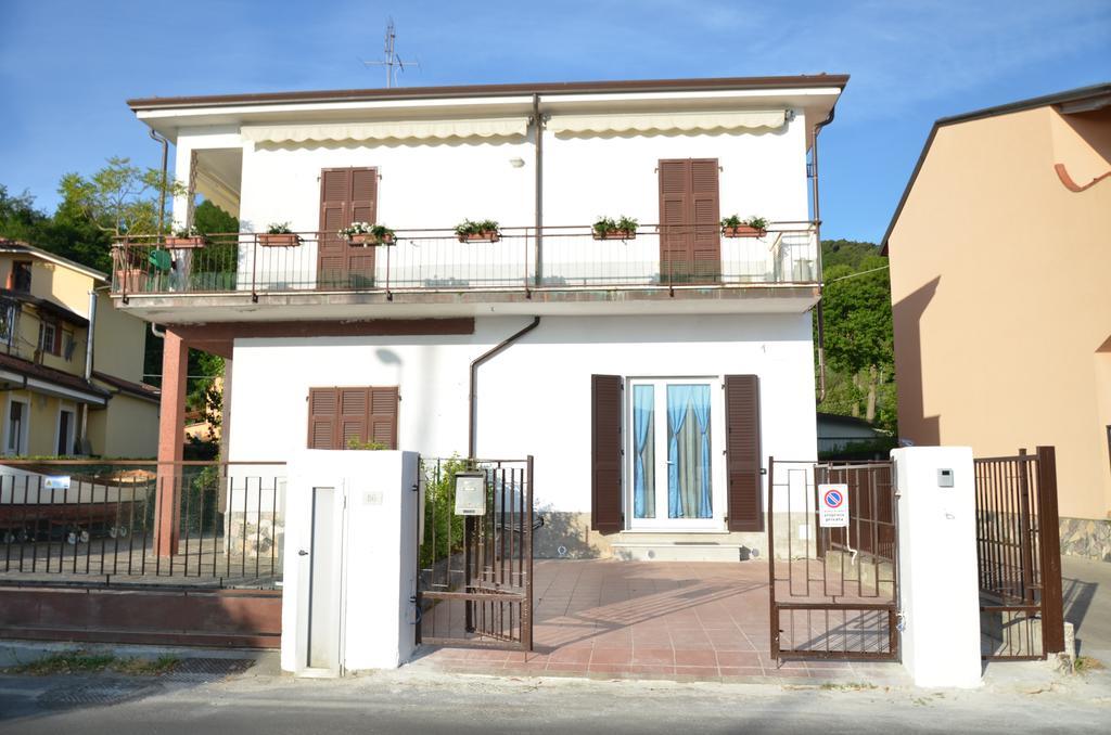 La Perla Del Magra Holidays House 몬테 마르첼로 외부 사진